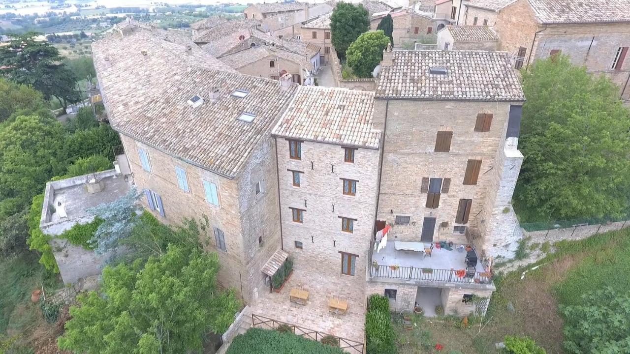 Il Castello Affittacamere Montecosaro  Exterior foto